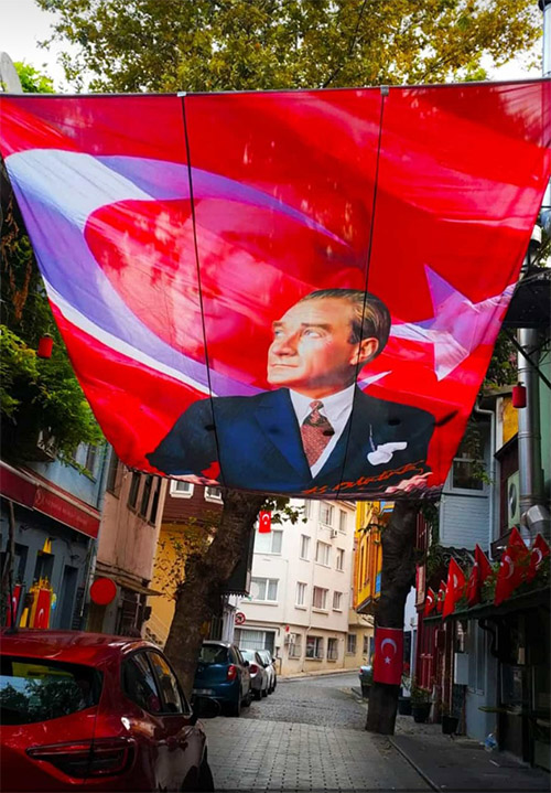 ATATÜRK POSTERLERİ